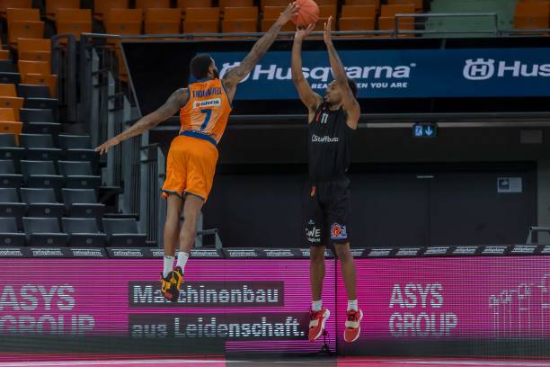 半场还能维 半场还能维