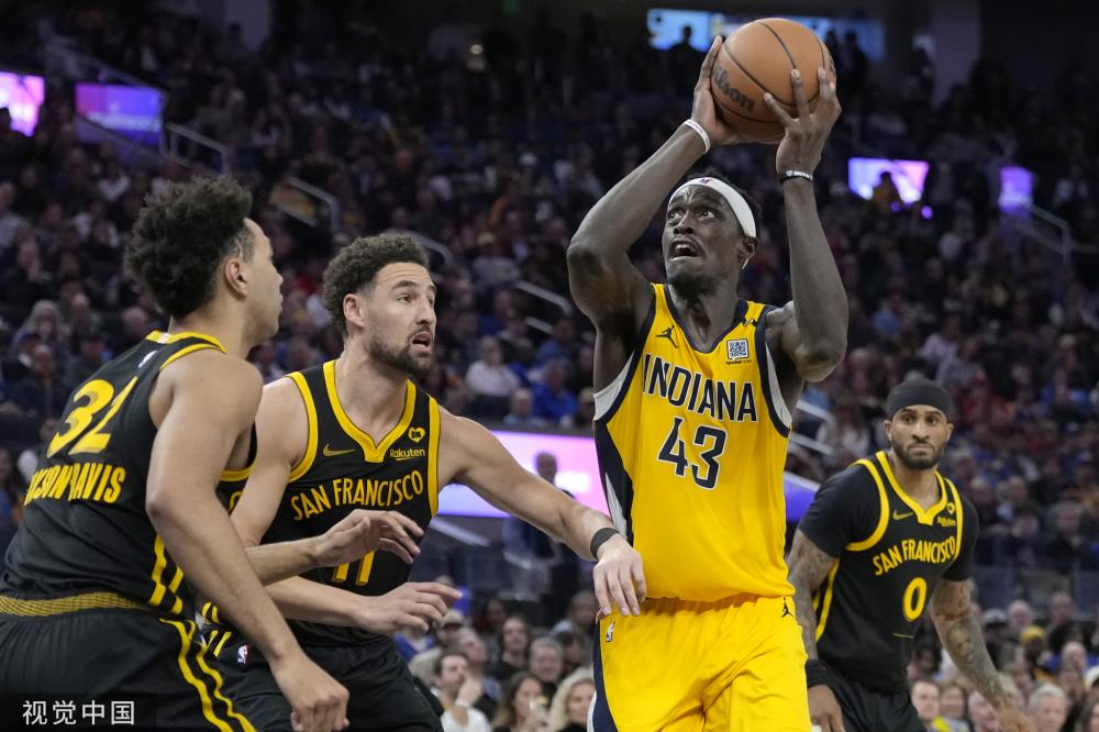 偶有草场可 偶有草场可